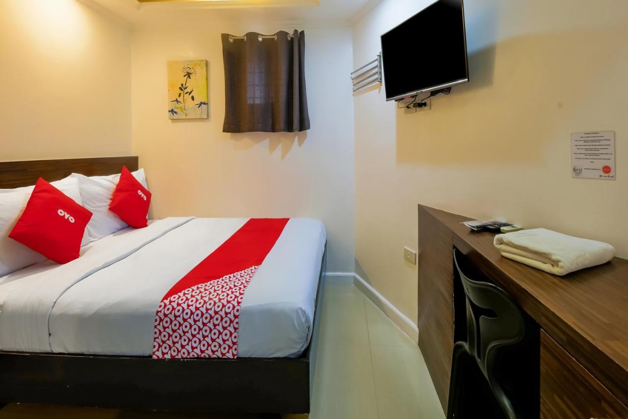 Capital O 860 Nest Nano Suites Makati Makati City Dış mekan fotoğraf