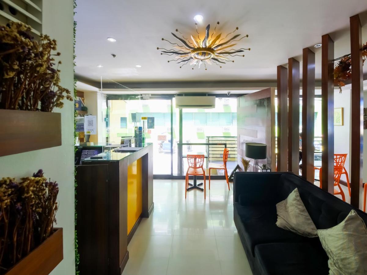 Capital O 860 Nest Nano Suites Makati Makati City Dış mekan fotoğraf